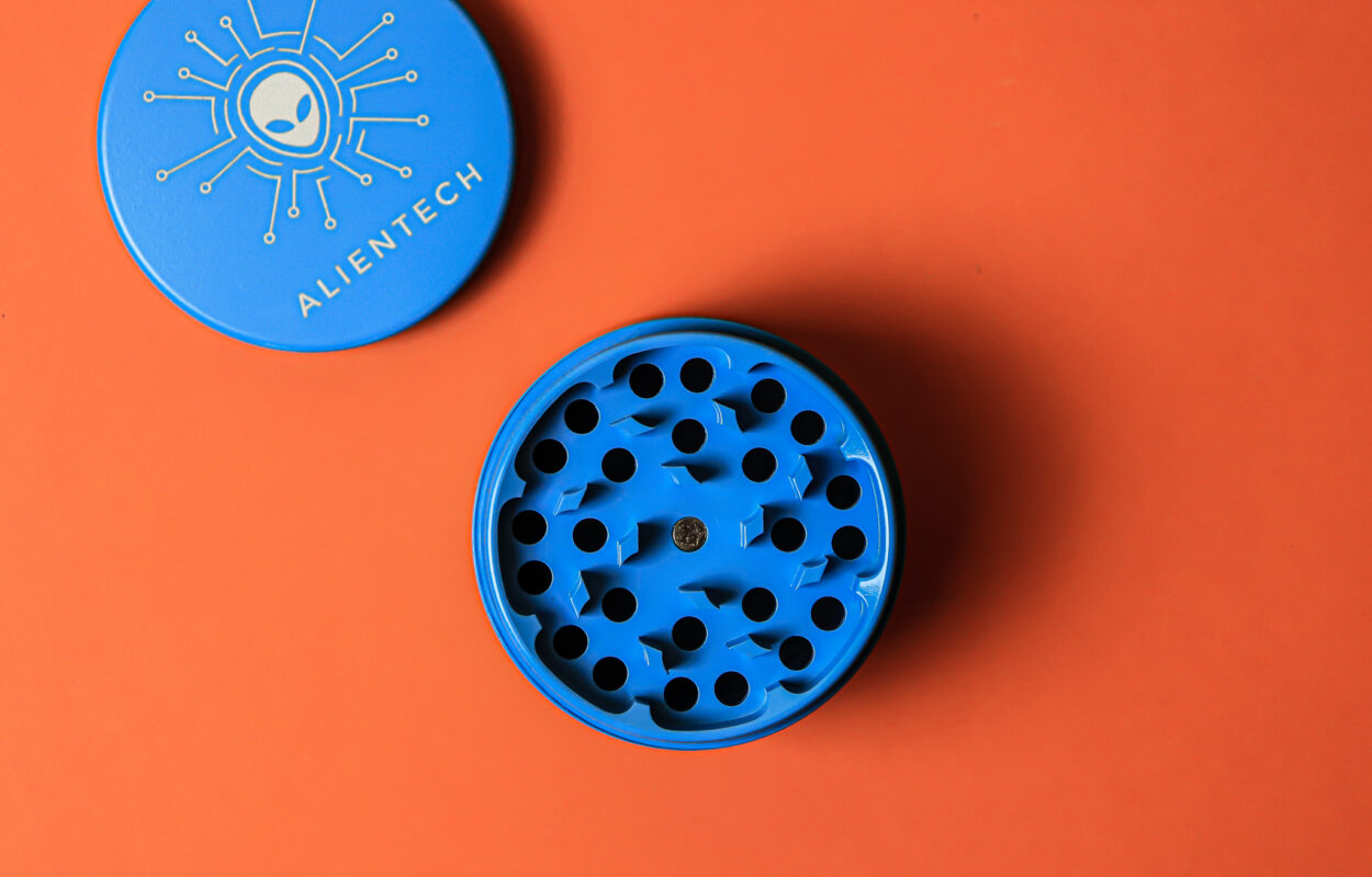 AlienTech-Cannabis-Grinders